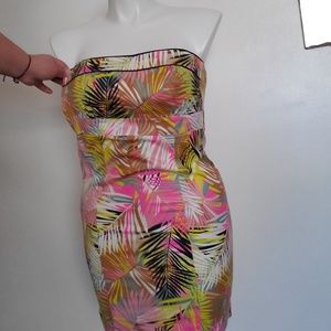 🆕️ Strapless Bright Dress